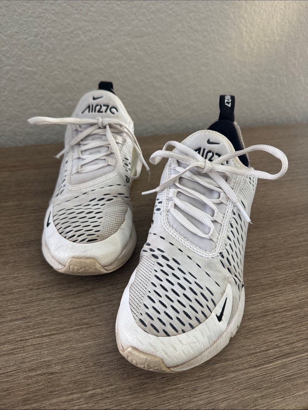 Nike White and Black Air Max 270-Style Mesh Sneakers